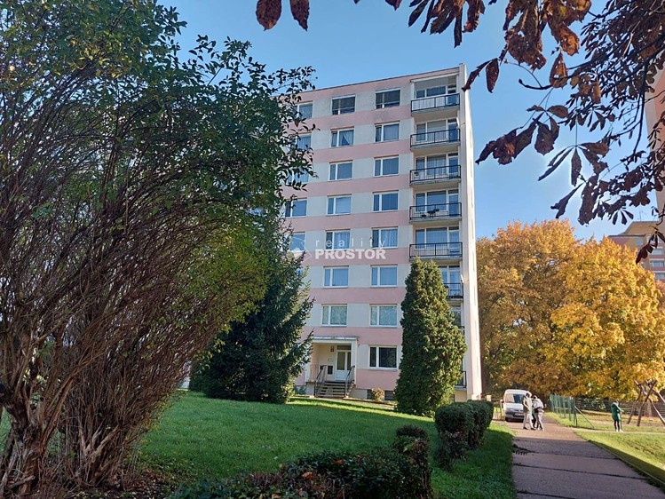 The 4+1 flat for rent, 82 m² (1 of 24)