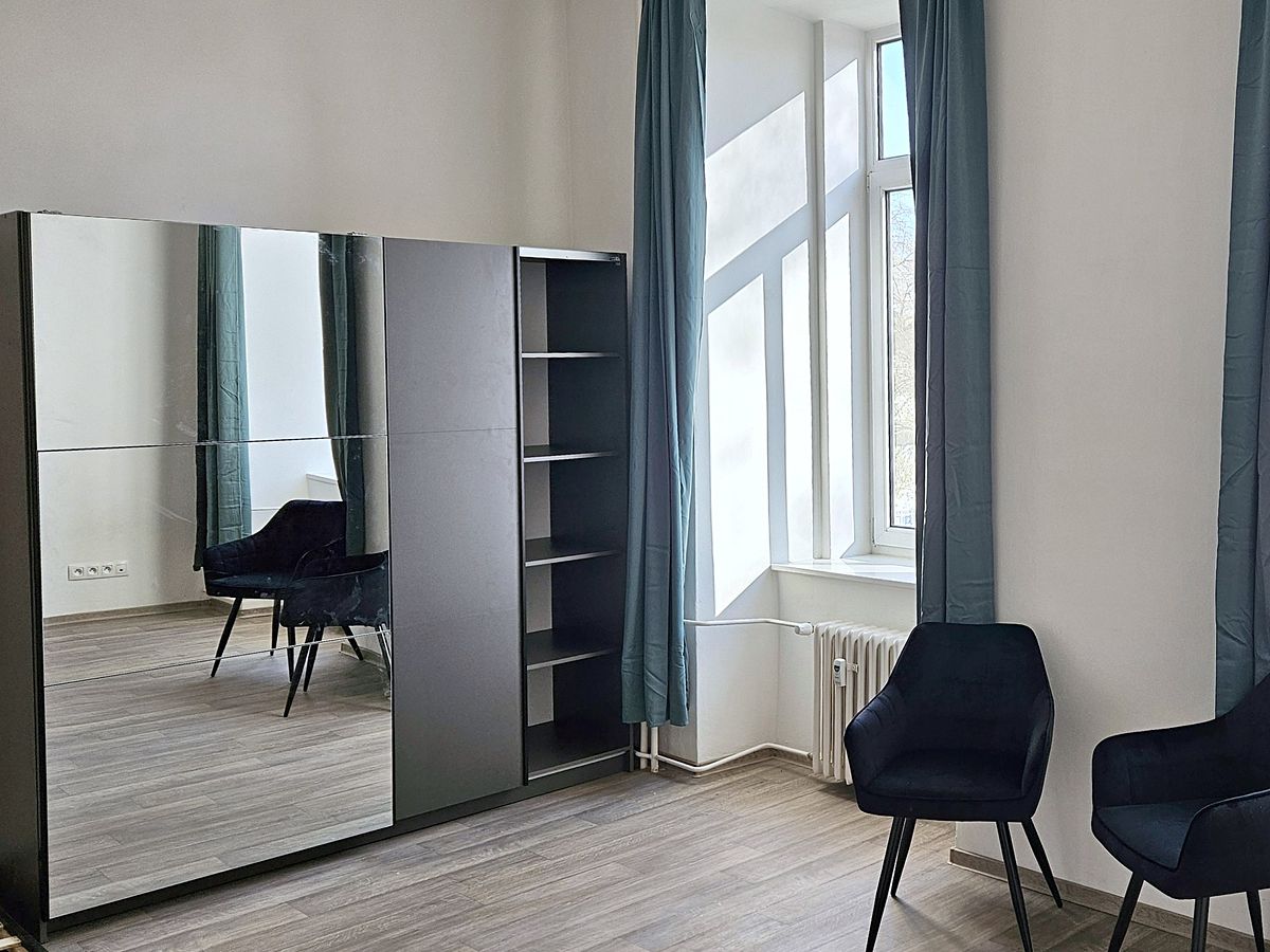 Pronájem bytu 1+kk 33 m² – fotografie 2