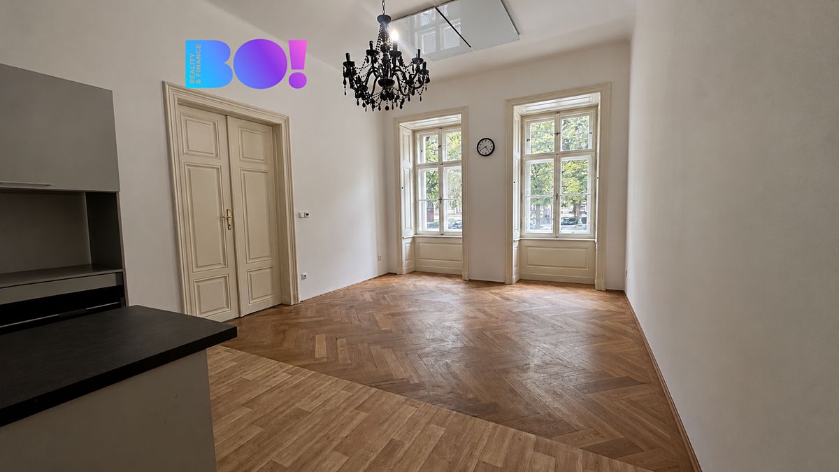 Pronájem bytu 1+kk 35 m²
