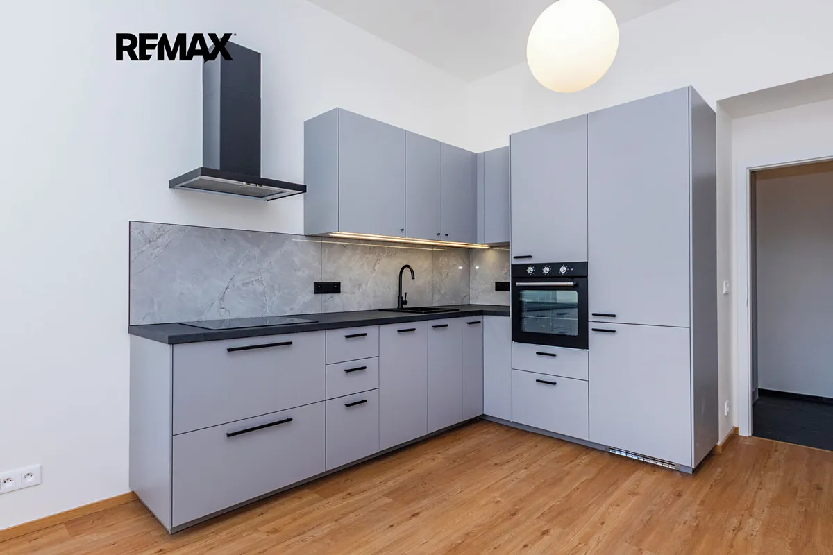 Pronájem bytu 2+kk 44 m²