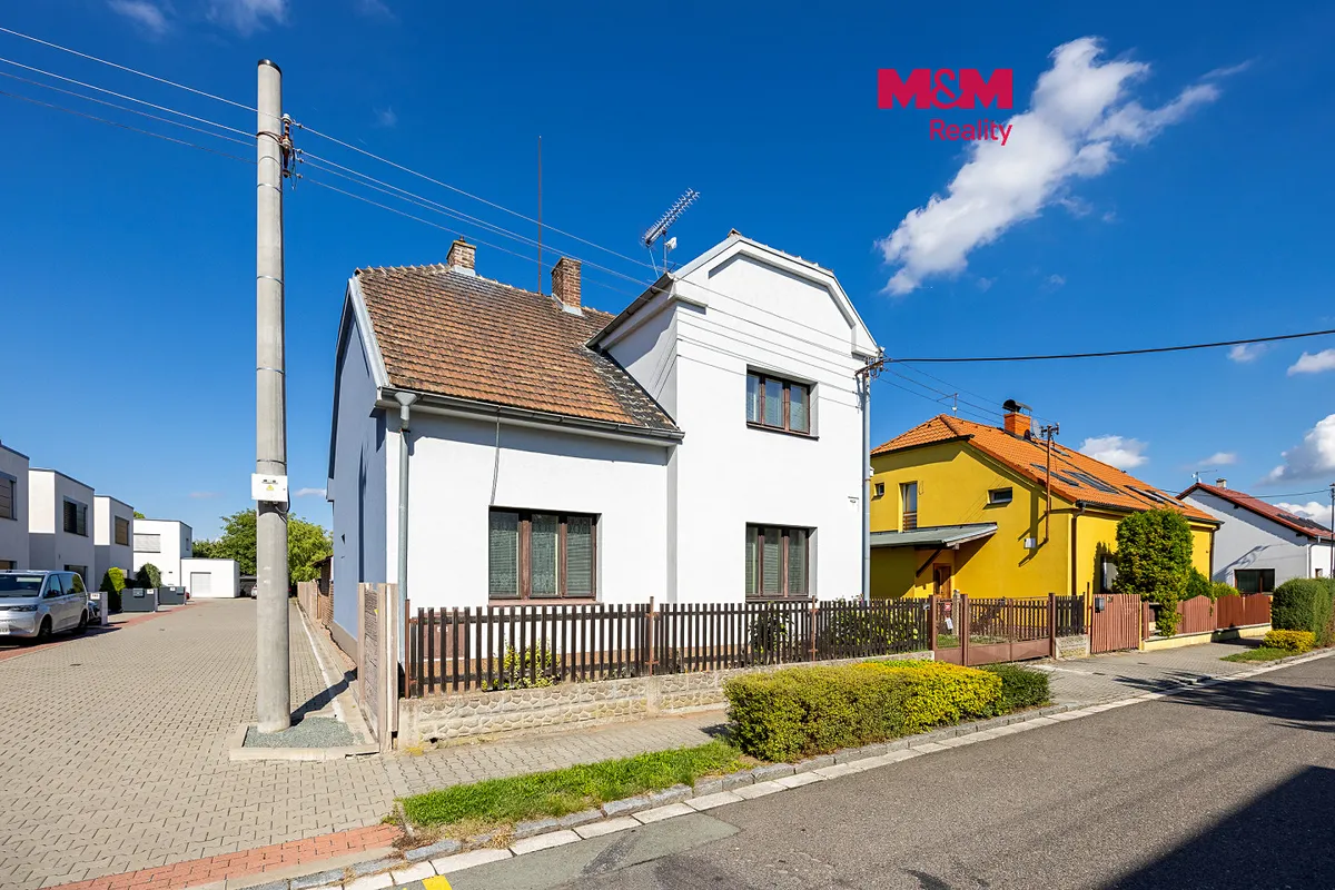 Prodej rodinného domu 145 m², pozemek 823 m²