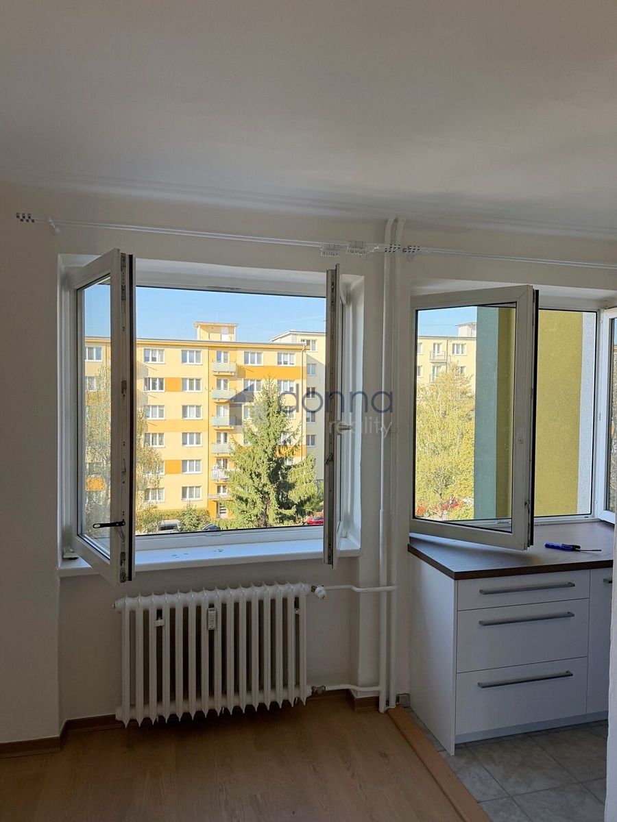 Pronájem bytu 4+1 75 m² – fotografie 5
