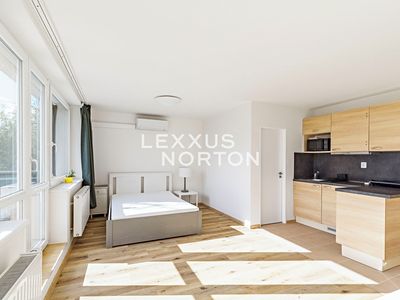 Pronájem bytu 1+kk 35 m²