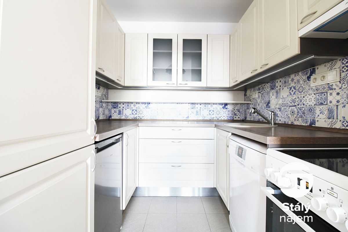 Pronájem bytu 2+kk 45 m² – fotografie 2