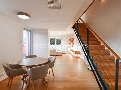Pronájem bytu 3+kk 107 m²