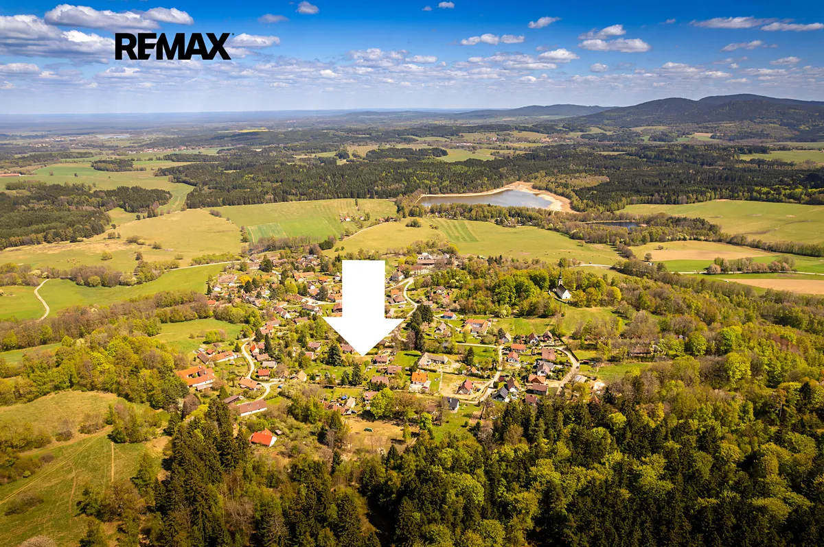 Prodej stavebního pozemku 810 m²
