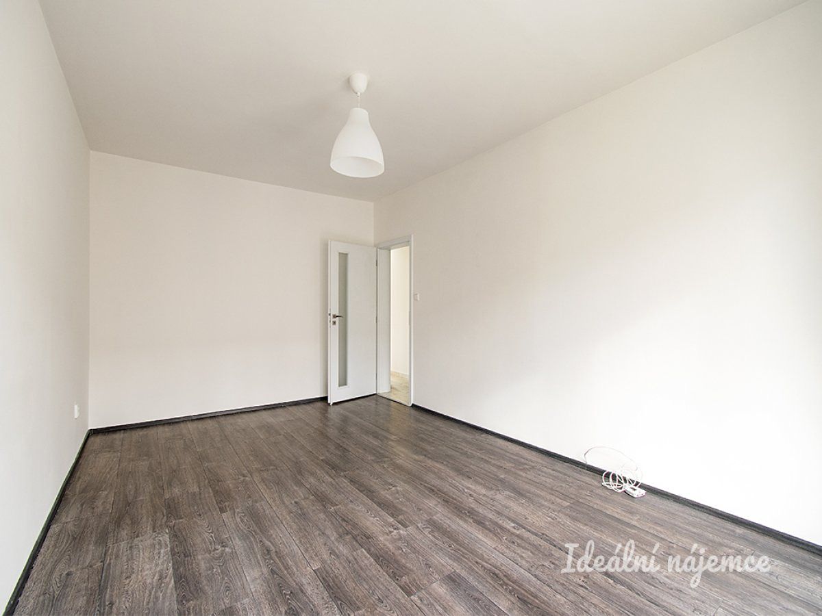 Pronájem bytu 2+1 54 m² – fotografie 4