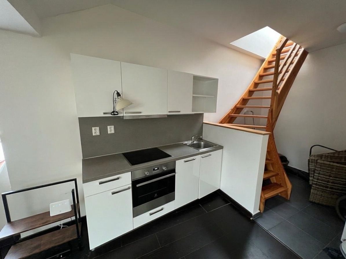Pronájem bytu 2+kk 64 m² – fotografie 3