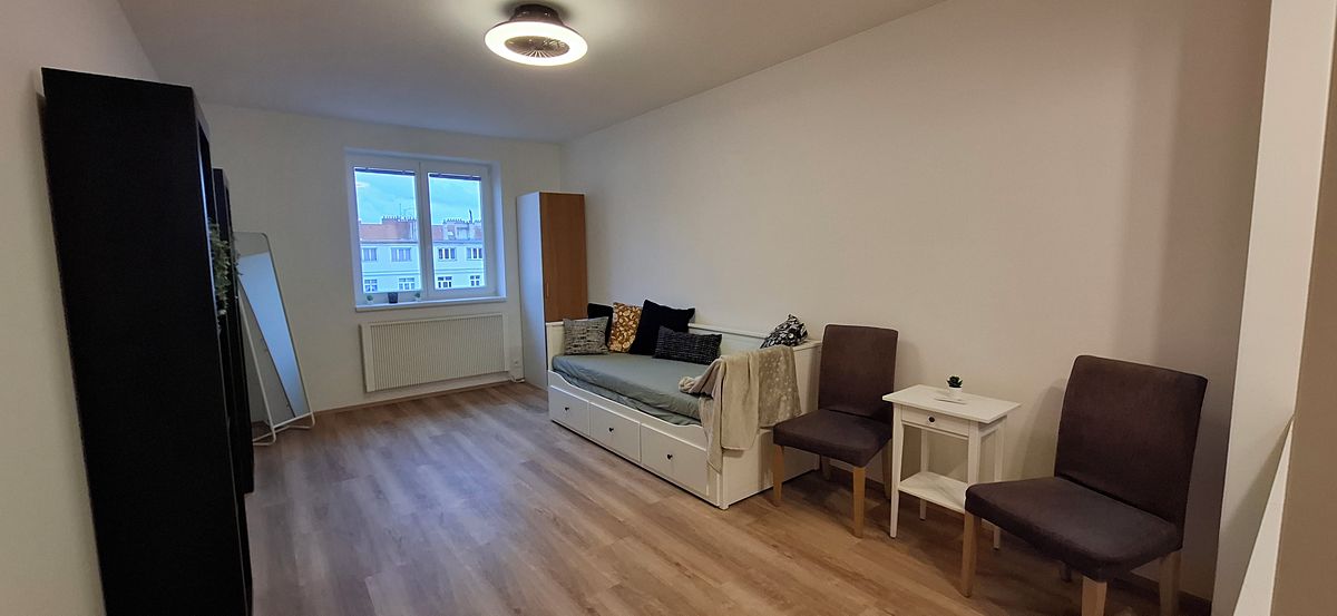 Pronájem bytu 1+kk 35 m²