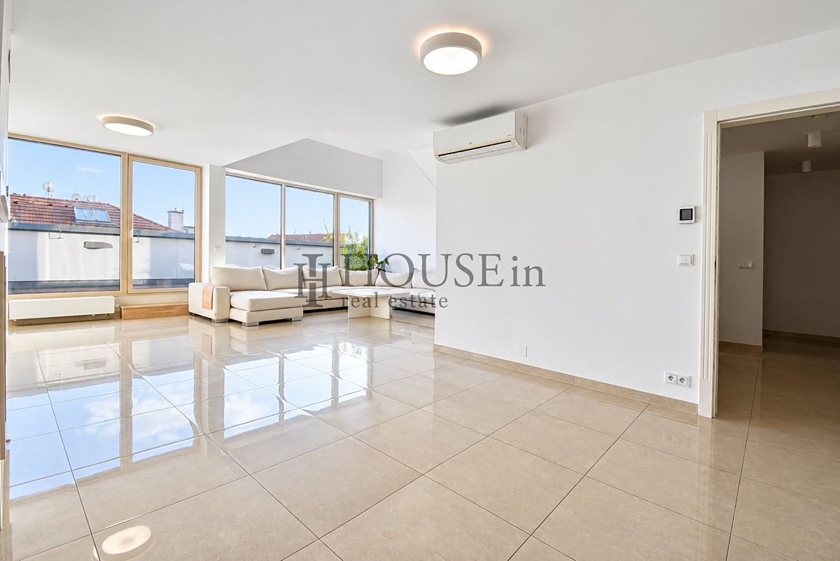 Pronájem bytu 3+kk 137 m² – fotografie 5