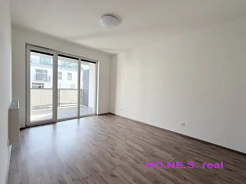 Pronájem bytu 2+kk 57 m², Olomouc – náhled fotky 3