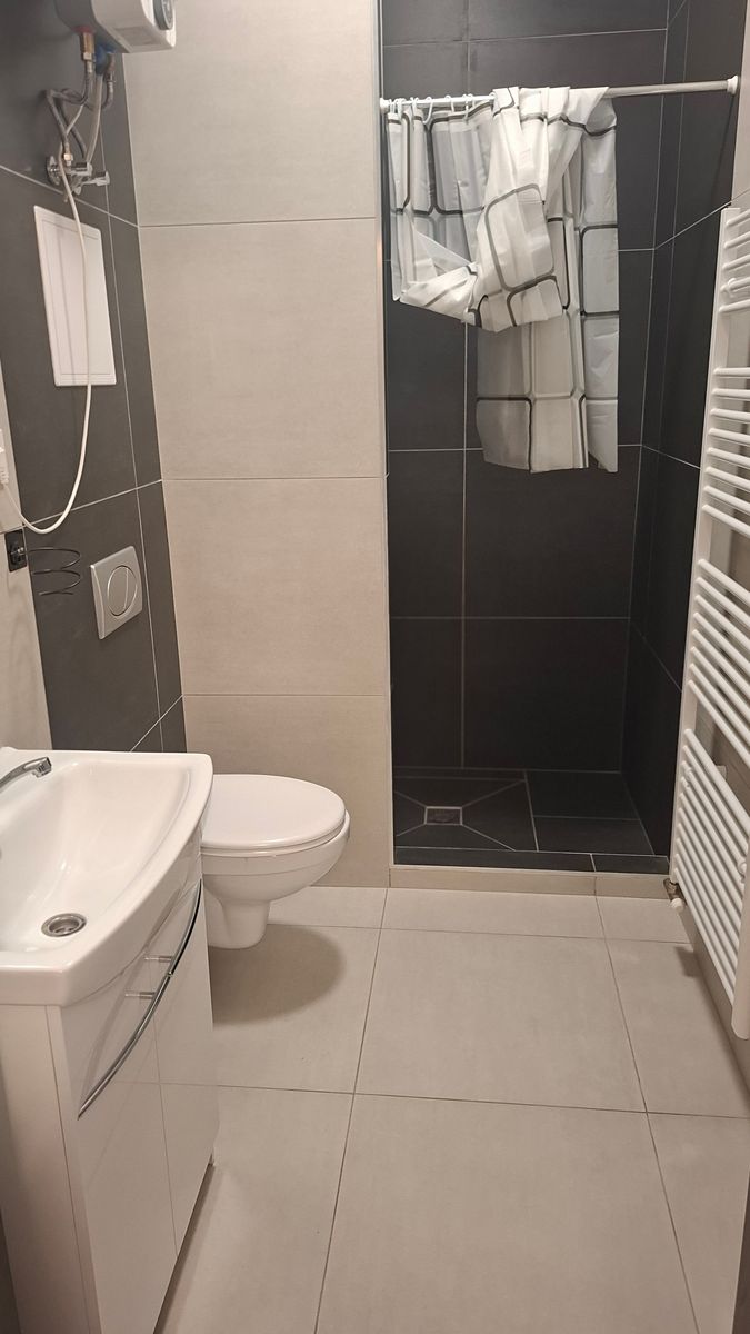 Pronájem bytu 2+kk 56 m² – fotografie 4