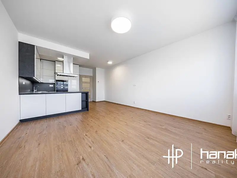 Pronájem bytu 2+kk 68 m², Olomouc – náhled fotky 2
