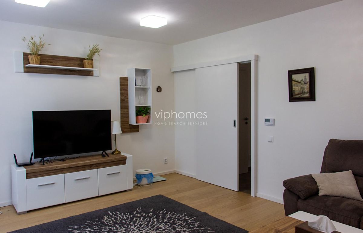 Pronájem rodinného domu 143 m², pozemek 600 m² – fotografie 4
