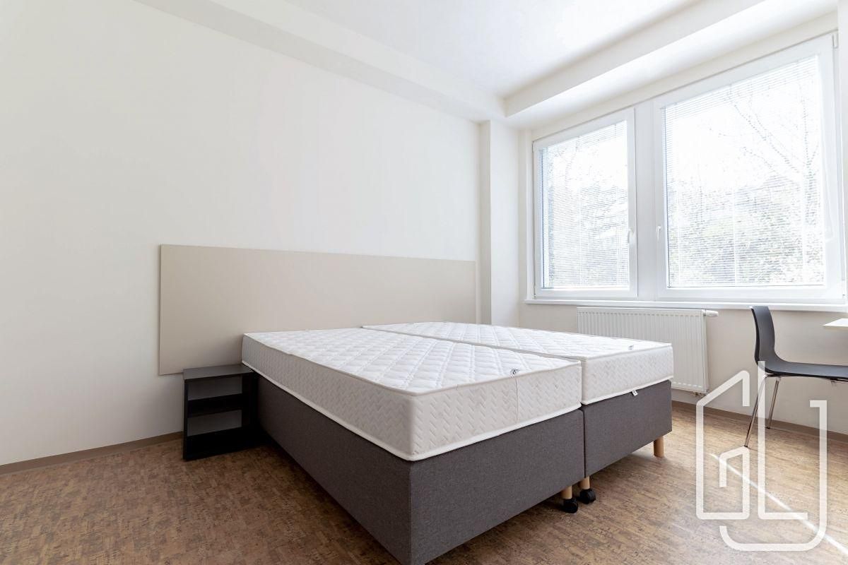 Pronájem bytu 1+kk 35 m²