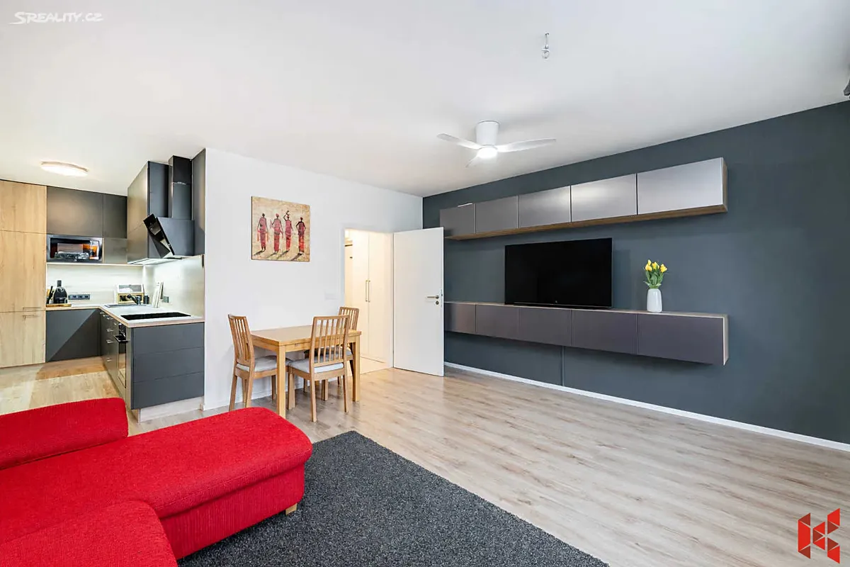 Pronájem bytu 3+kk 66 m²