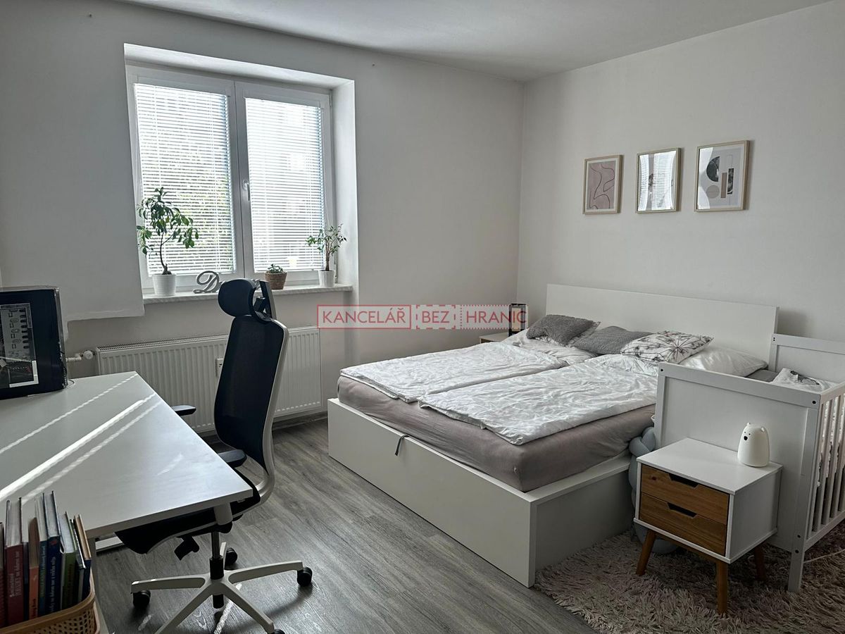 Pronájem bytu 2+1 58 m² – fotografie 4