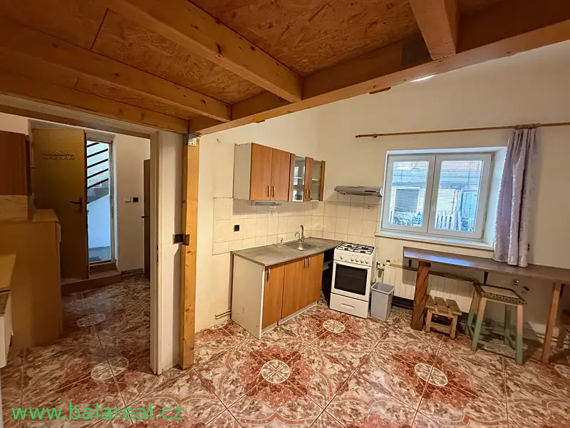 Pronájem bytu 1+kk 23 m², Brno – náhled fotky 1