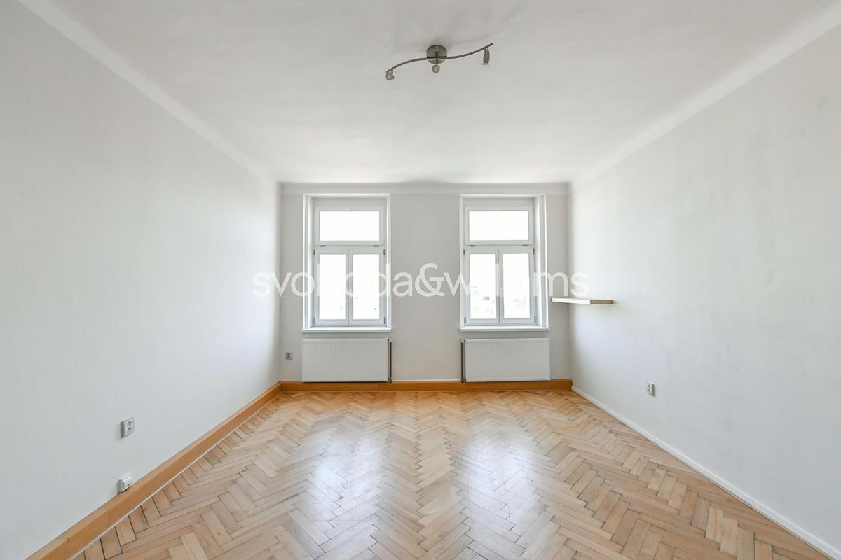 Pronájem bytu 2+1 70 m² – fotografie 2