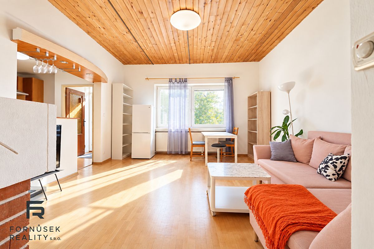 Pronájem bytu 2+kk 62 m²