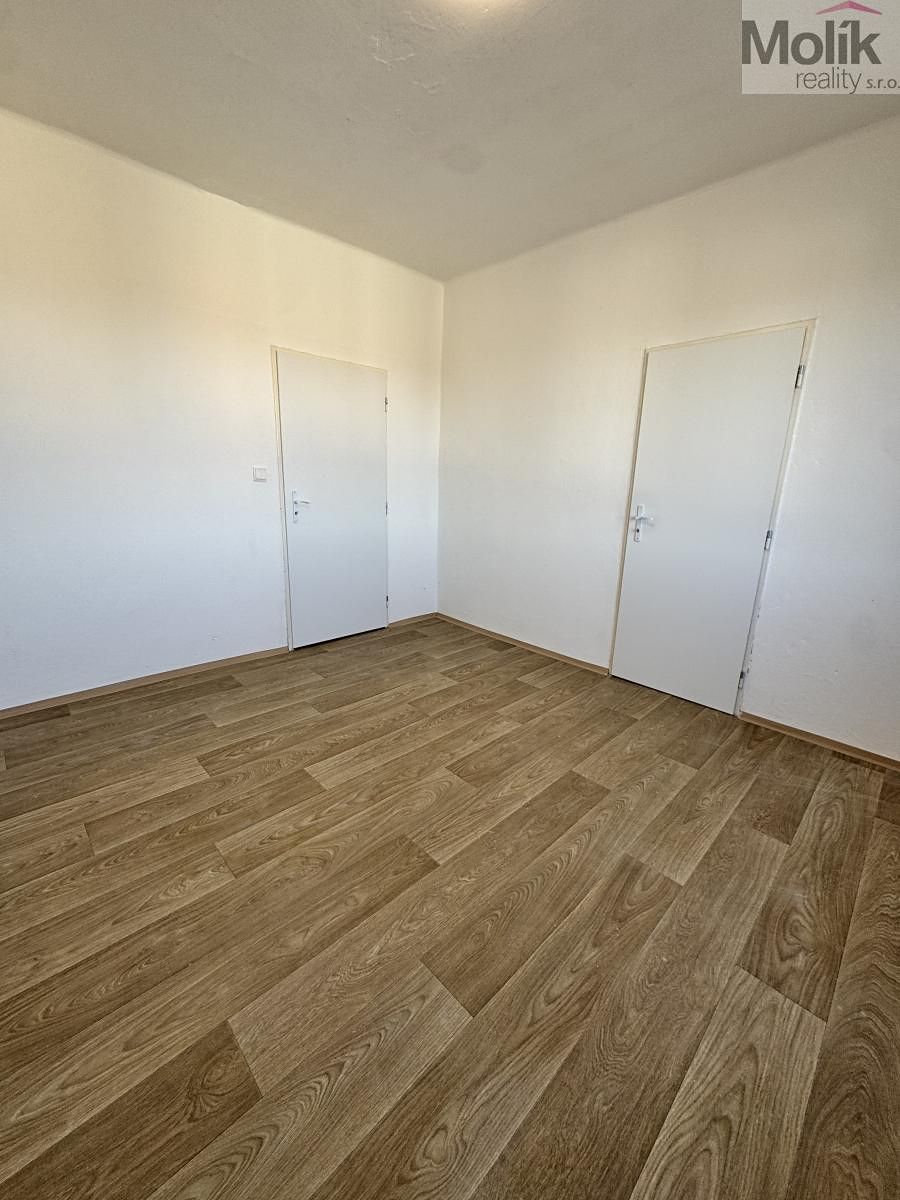 Pronájem bytu 2+1 54 m² – fotografie 5