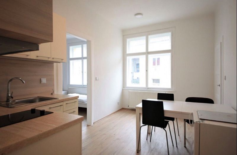 Pronájem bytu 2+kk 43 m²