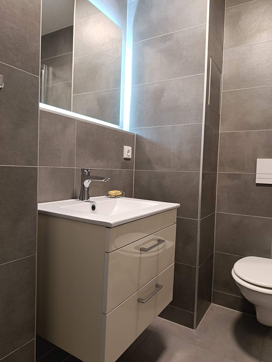 Pronájem bytu 1+kk 24 m² – fotografie 2