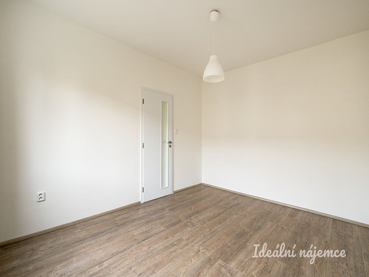 Pronájem bytu 2+1 54 m² – fotografie 5
