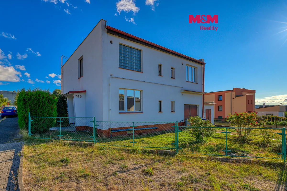 Prodej rodinného domu 144 m², pozemek 862 m²