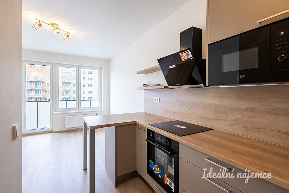 Pronájem bytu 2+kk 44 m² – fotografie 4
