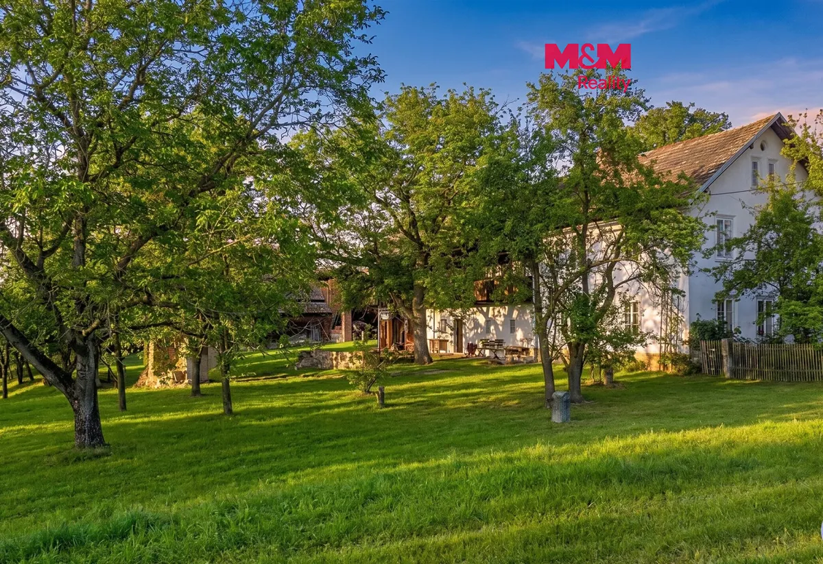 Prodej zemědělské usedlosti 248 m², pozemek 1862 m²
