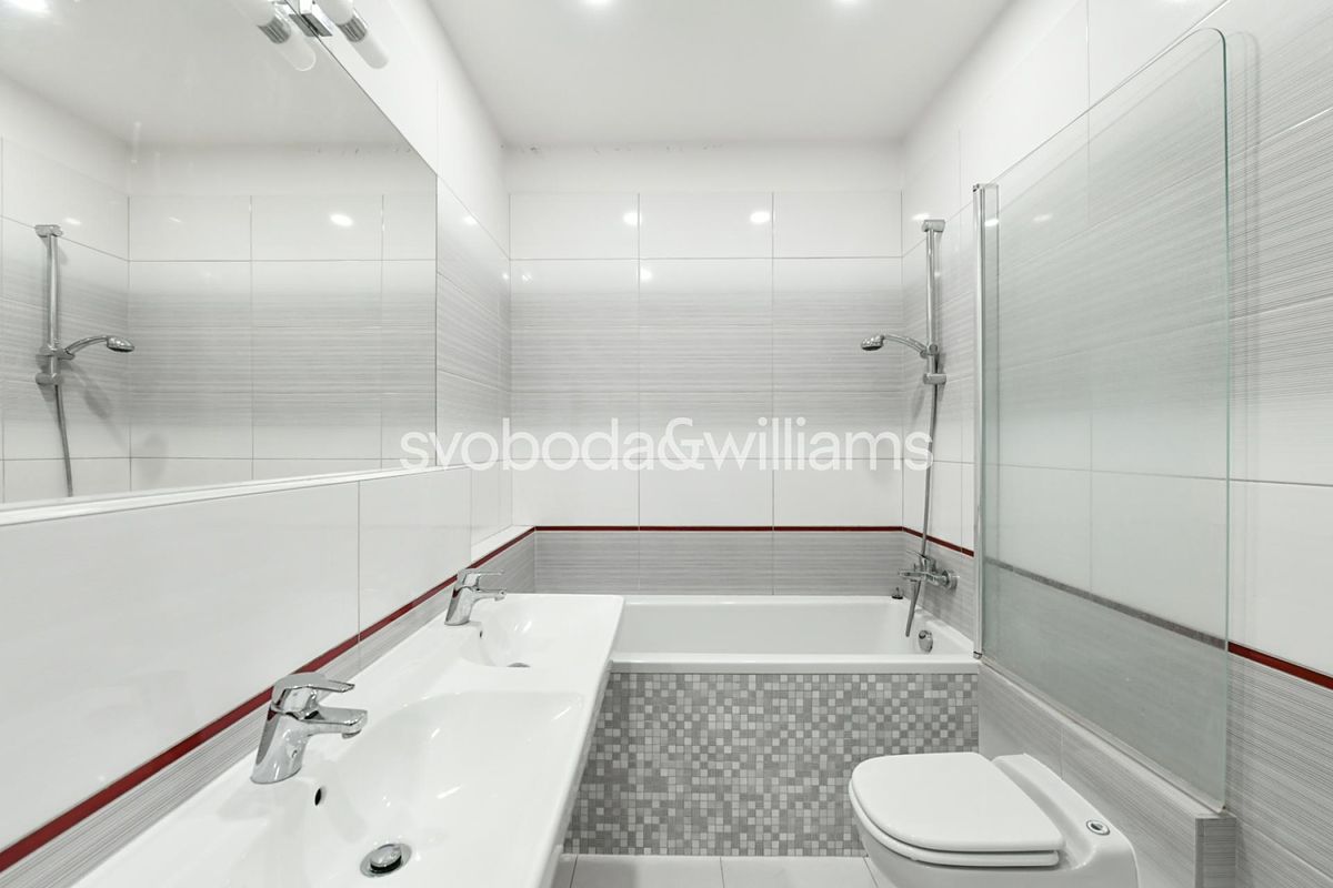 Pronájem bytu 2+1 70 m² – fotografie 4