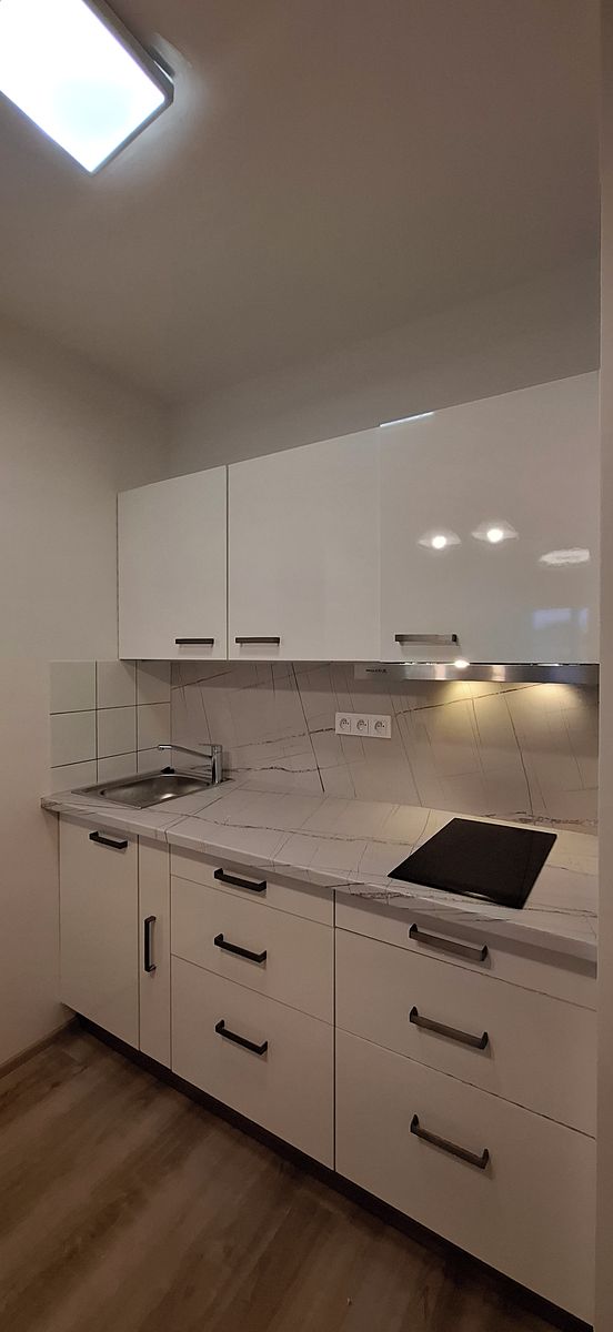 Pronájem bytu 1+kk 35 m² – fotografie 5