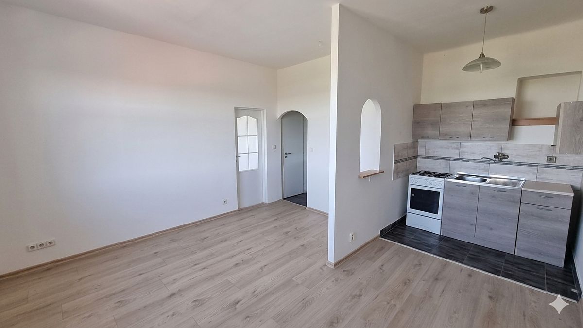 Pronájem bytu 2+kk 45 m²