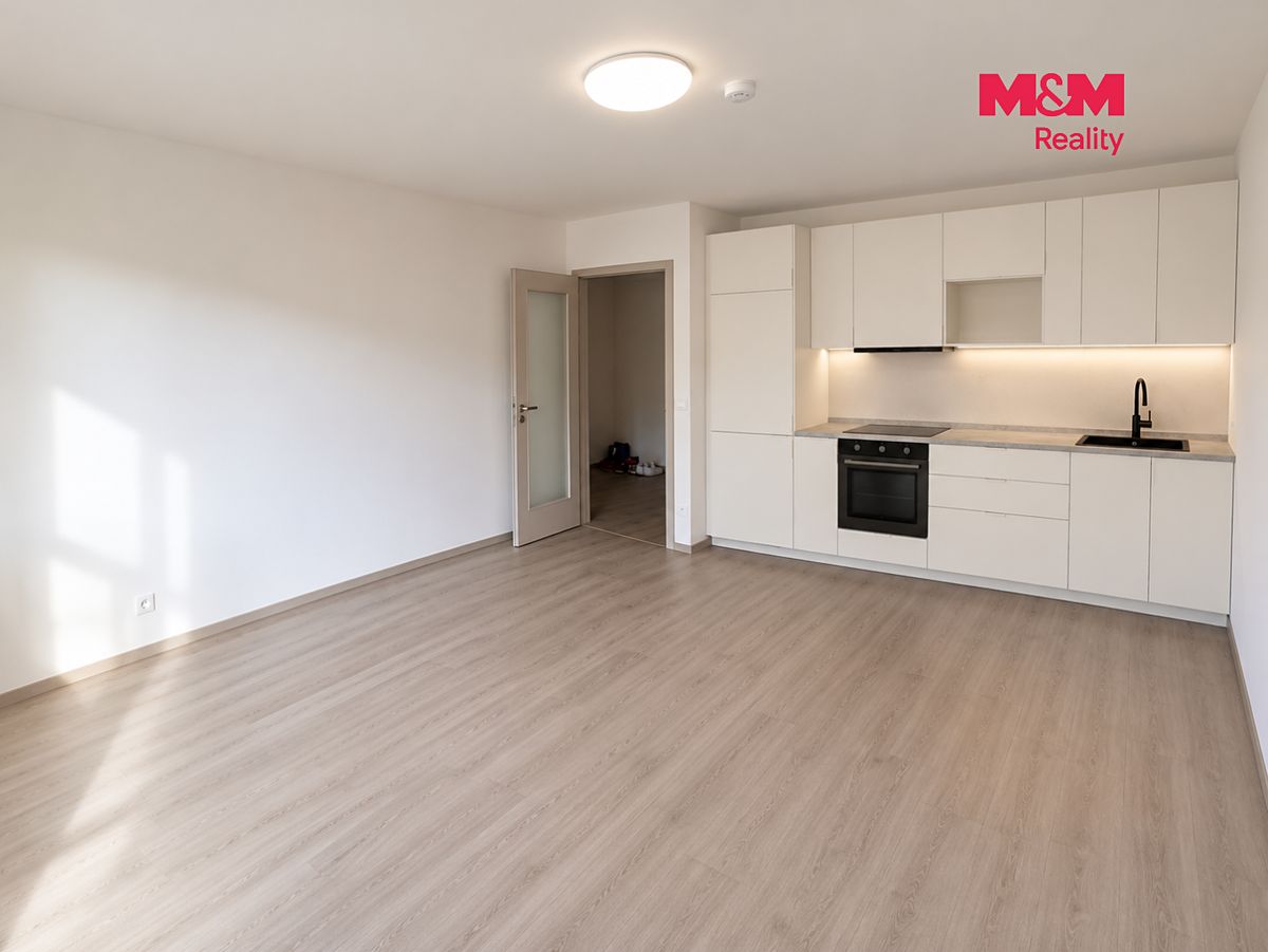Pronájem bytu 2+kk 49 m² – fotografie 2