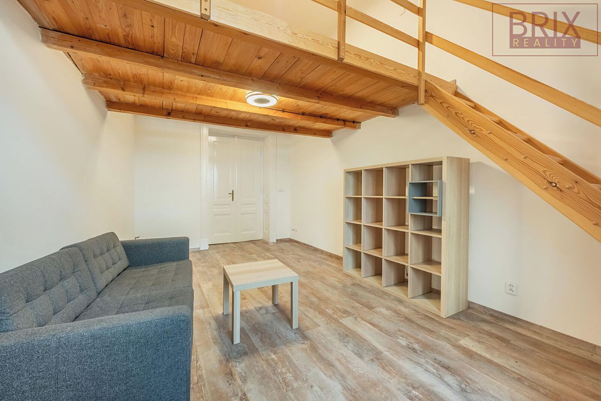 Pronájem bytu 2+1 61 m² – fotografie 3