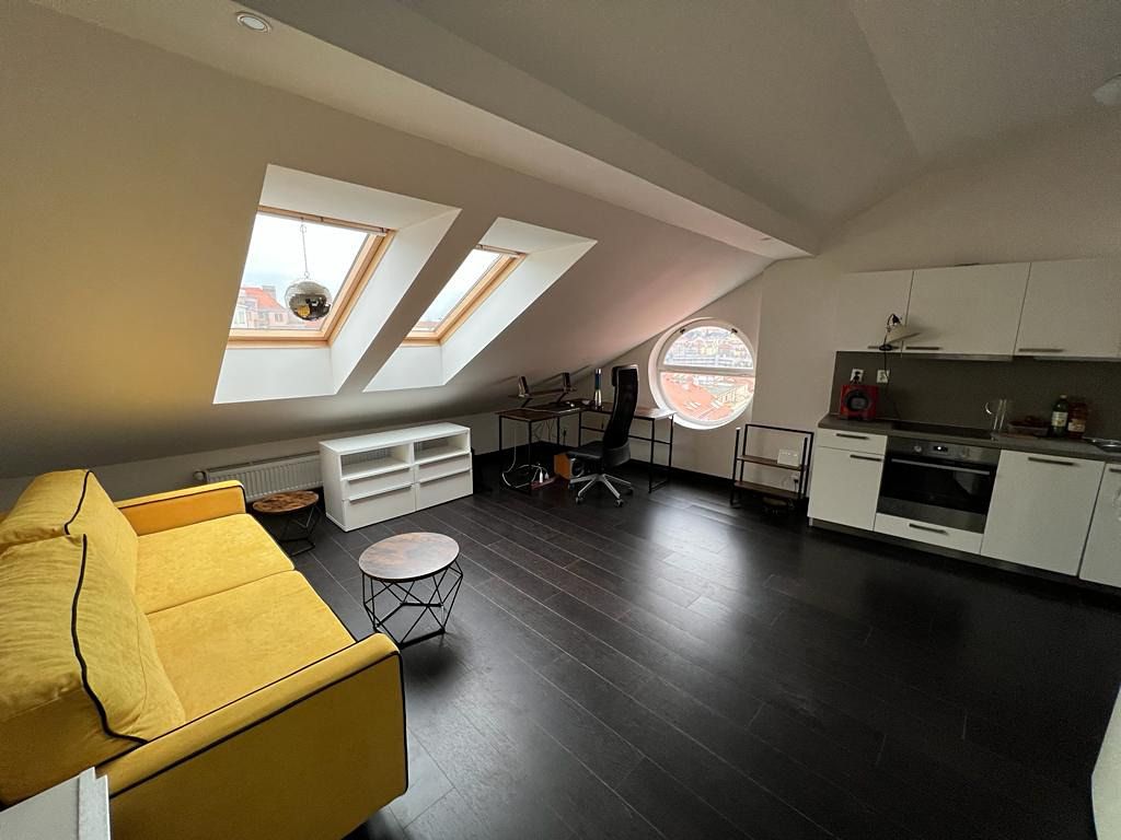 Pronájem bytu 2+kk 64 m² – fotografie 5